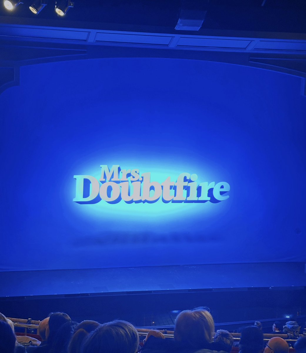 alastairs31's tweet photo. #DoubtfireUK was so much fun π©΅ thank you so much to the team at Made Travel for inviting us along. https://t.co/qF9zZmcNNT