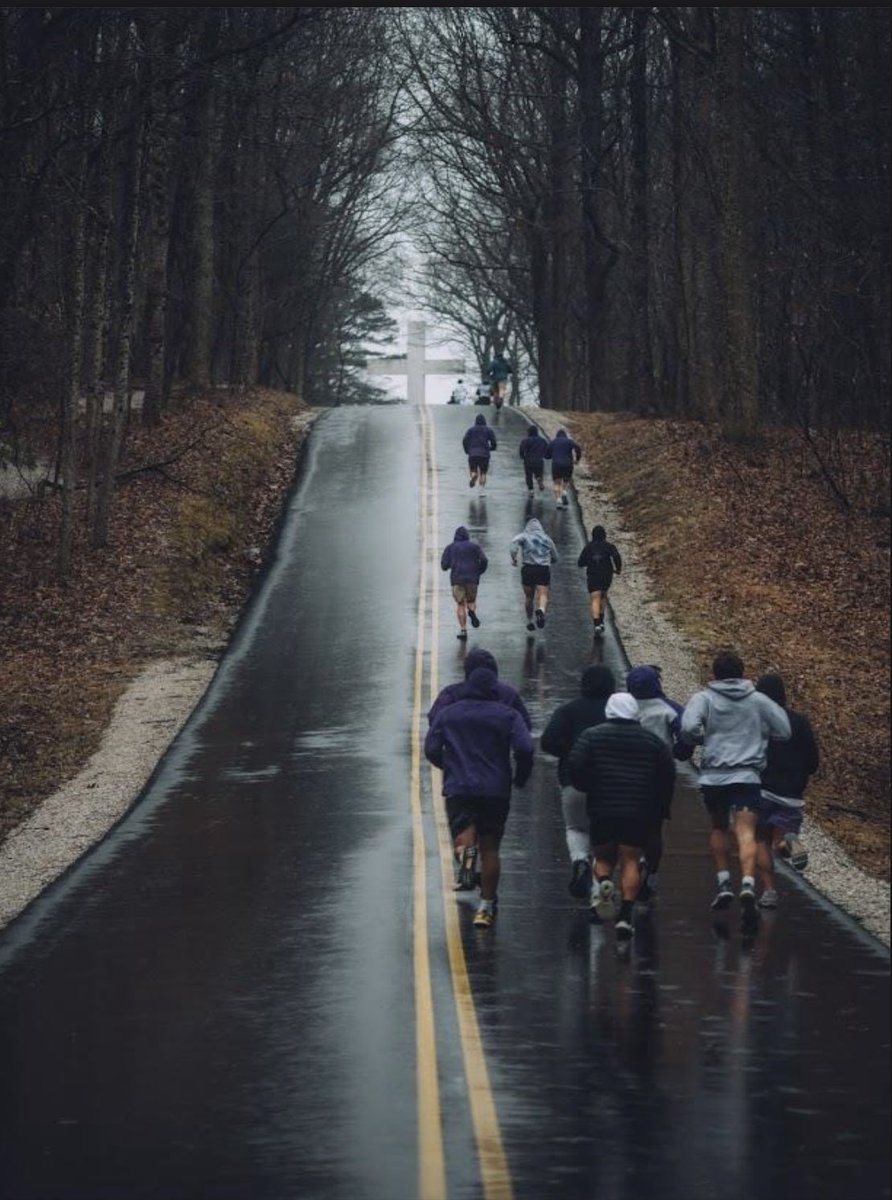 Celebrated Coach Mac’s Birthday with a Team Jog to the Sewanee Memorial Cross this morning! Happy Birthday Coach! #PoundTheRock