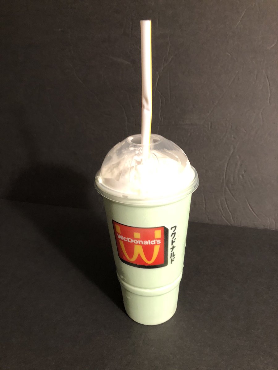 #JohnnysKitchen 
 #shamrockshake 🍀🍨🥤☘️ 
Got my once a year Shamrock Shake