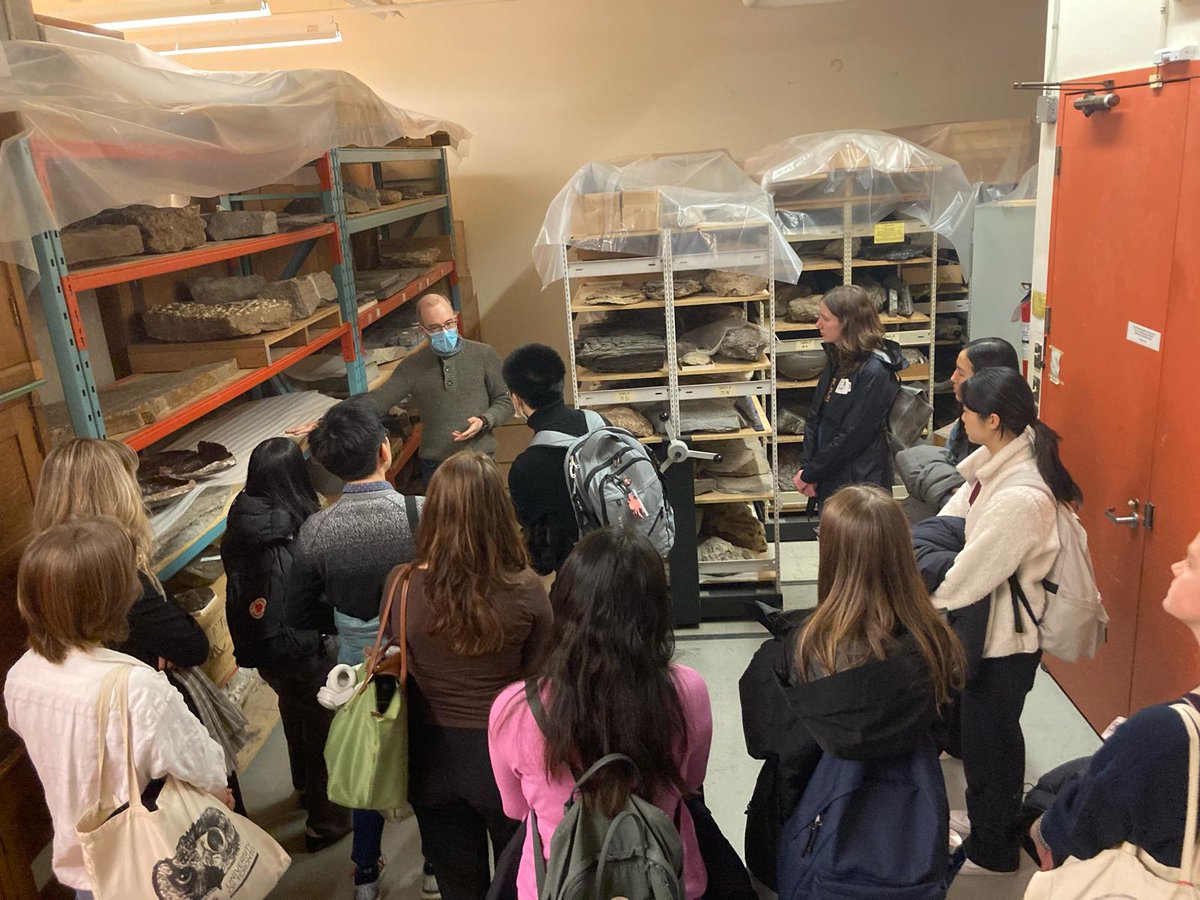 Today EEB SLC was @ROMtoronto for behind-the-scenes tours of the the Plant🌱and Invertebrate Palaeontology 🦴collections with curators Deborah Metsger & Jean-Bernard Caron. Special thanks to Brad for helping coordinate the visit!