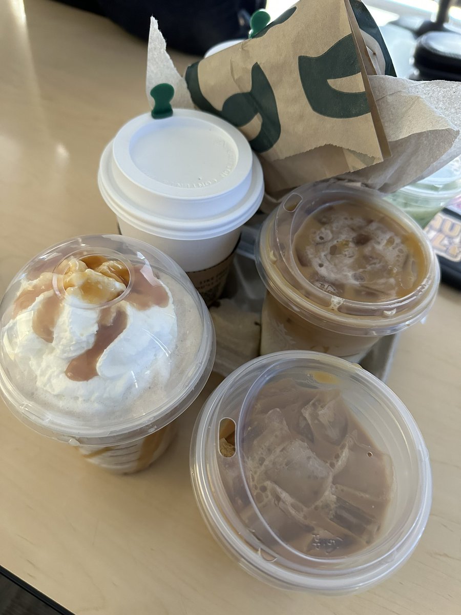 Energizing the team and showing appreciation for all their hard work they put in day and day out thank you #EAW24 #lifeAtATT