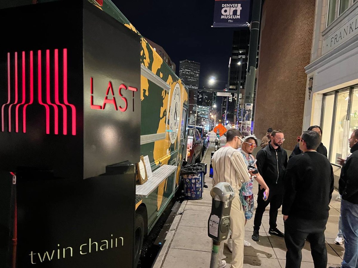 JessyFromDaBloc's tweet photo. Air dropping more free food tonight with @lastdotnet  and making more block heads tonight #ETHDenver2024 https://t.co/vJKboEsMz0