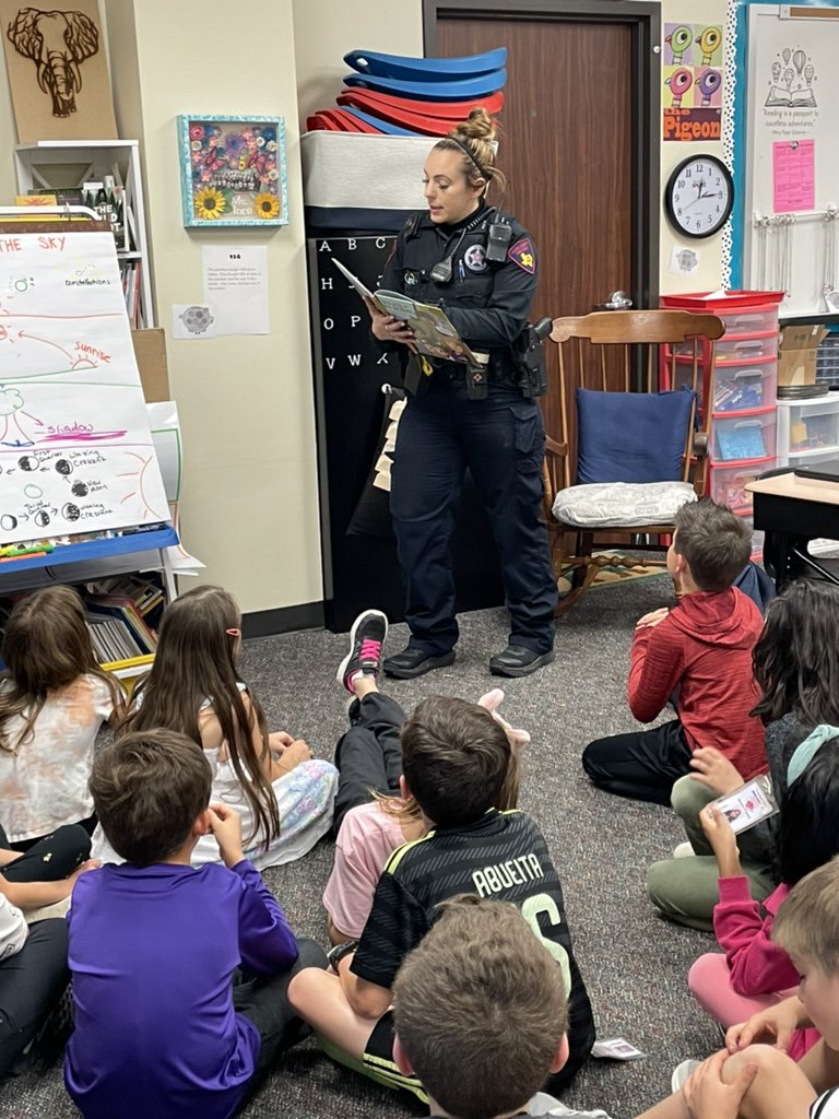Best day ever when Officer A is your mystery reader! <a href="/TISDCES/">Creekview Elementary</a>