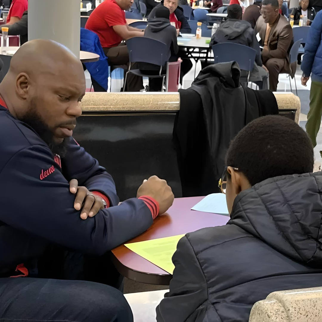 Alexandria Schools Hosts Mentoring Event for Black Students thezebra.org/2024/03/01/men… 
#ACPS #mentoring #Blackstudents