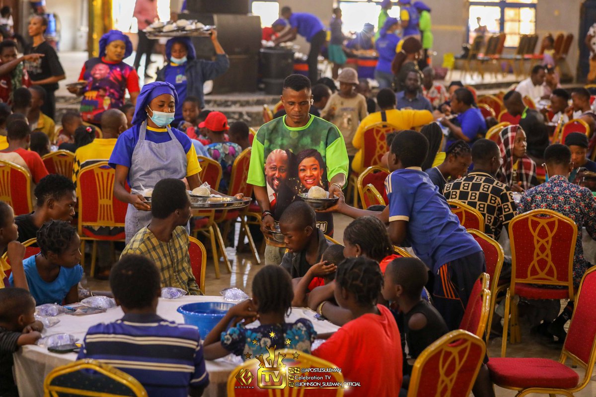 Apostle Johnson & Dr. Lizzy Suleman Free Food 🍲🍜🍛 Restaurant Still Continues... Every Saturday At The Omega Fire Ministries Headquarters, Auchi, Edo State🇳🇬

#FreeFood #JolizKitchen #ApostleSuleman