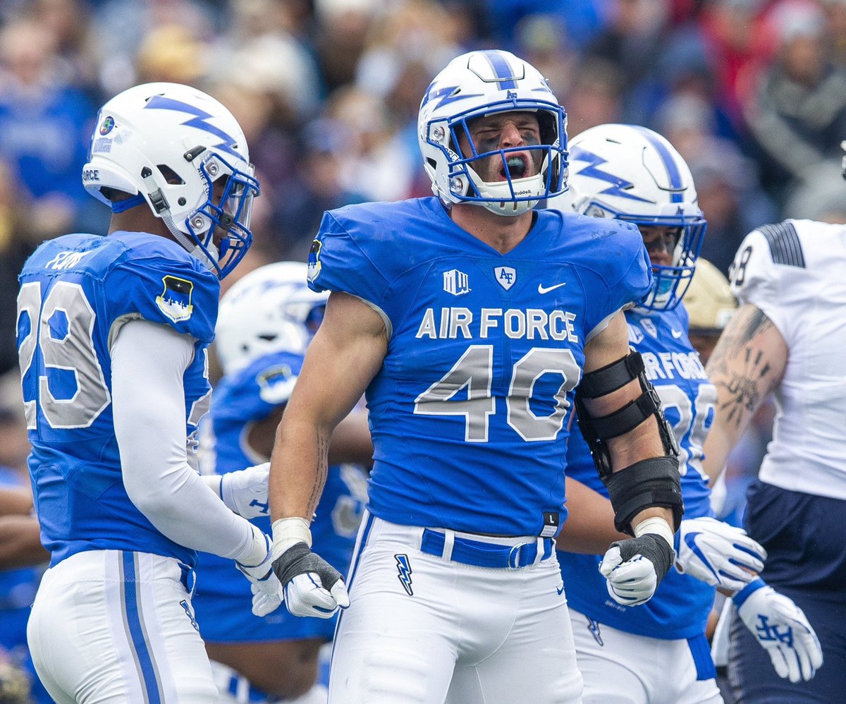 After a great phone call with @CoachTimHorton, I am extremely HONORED and BLESSED to receive an offer to play at the Air Force Academy‼️#gobolts @CSmithScout @MHSRebelsFB @jmhicks22 @CoachLobotzke @5StarPreps @CoachCrews_MHS @kennycobble42 @Dhunt1414 @RebelRadioMHS @2HYPEsports