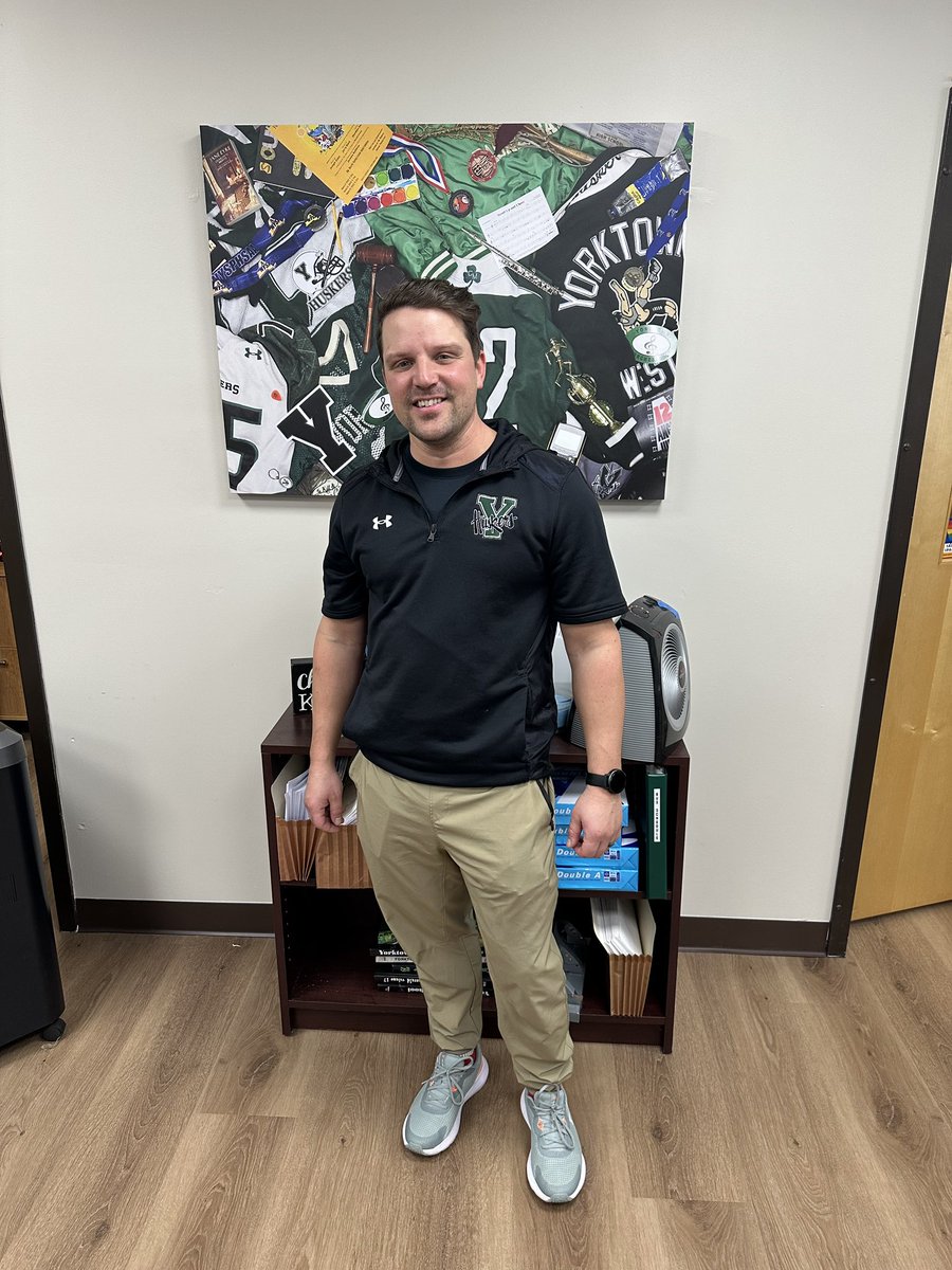 March is National Athletic Training Month—-Honored to work alongside Justin. Our students/athletes, coaches & families are truly fortunate to have him as an integral part of our Husker community. Skilled, professional & compassionate🌽🏆 @YtownSportsMed @YCSD_Athletics @SOATS_ATs