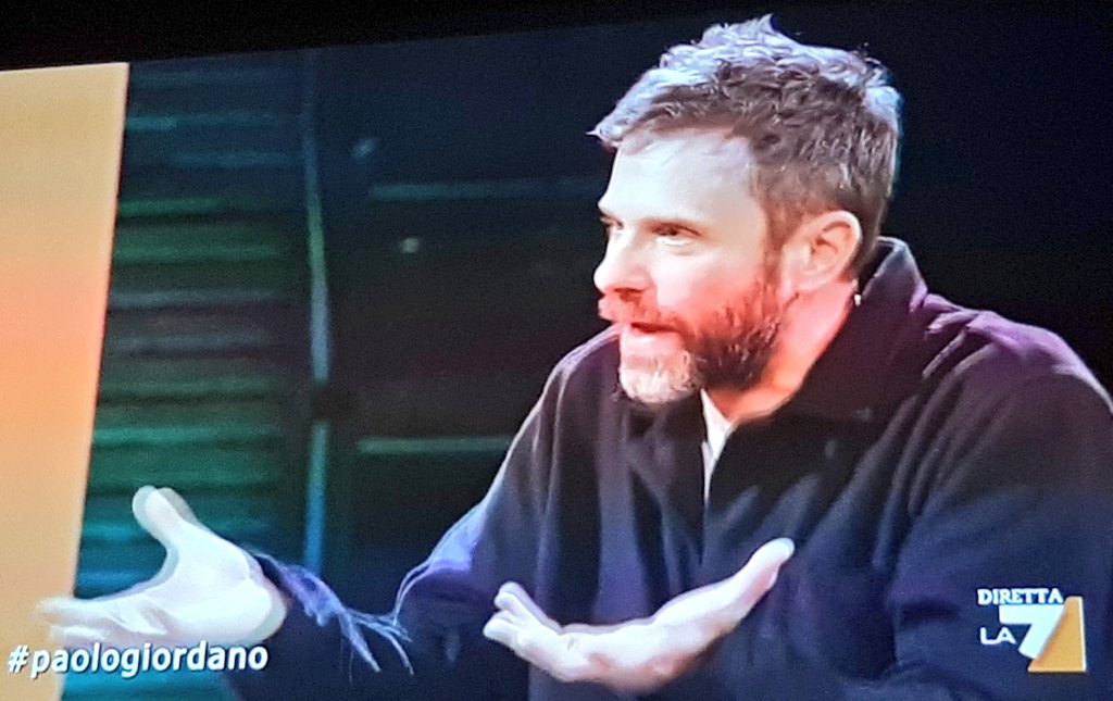 È l'enunciazione della stronzata a rendere vera la stronzata stessa!

#PaoloGiordano @paologiordano
#propagandalive @welikeduel