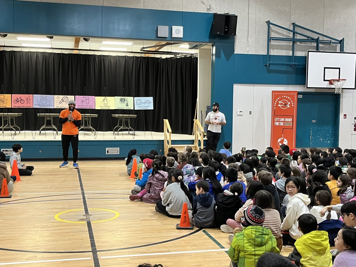 Thank you to the BC Lions for coming to Taylor Park to share their message about Energy conservation. The students were thrilled to see their Energy Champions presentation!@burnabyschools <a href="/BCLions/">BC LIONS</a>