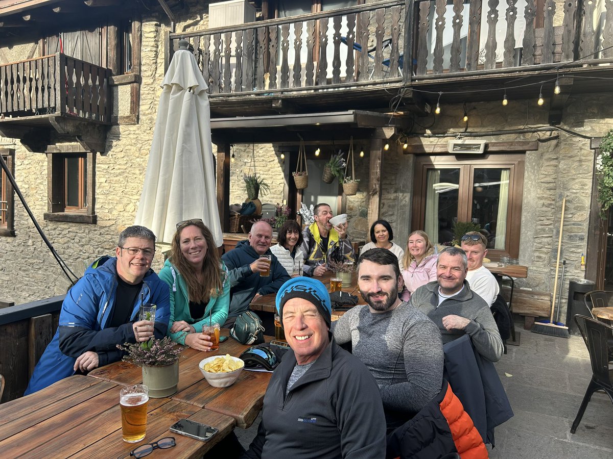 Cycle family and bits of my family combined for this years TVCC ski trip #sauze