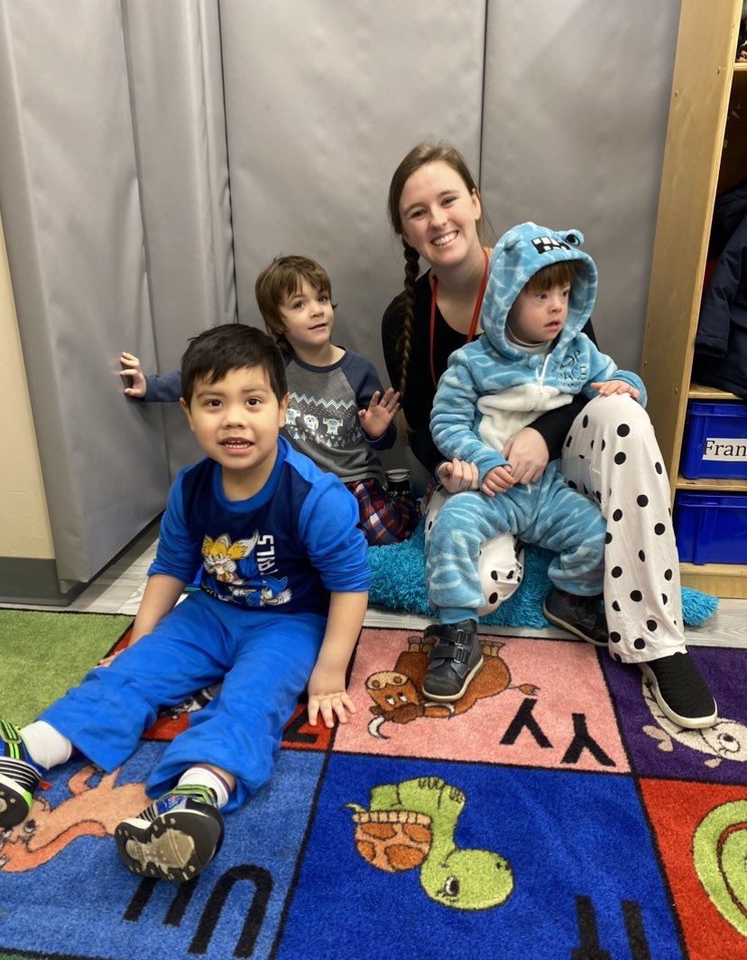 Ms. Thum (@ms_thum) on Twitter photo Read Across America day was a success! We had special visitors and dressed up all week to celebrate! ๐<a href="/DianaPiED91/">Ms. Piedra</a> <a href="/_Miss_Douglass/">Miss Douglass</a> <a href="/BriannaReganEDU/">Brianna Regan</a> <a href="/WeehawkenTSD/">Weehawken Schools</a> Read Across America day was a success! We had special visitors and dressed up all week to celebrate! ๐<a href="/DianaPiED91/">Ms. Piedra</a> <a href="/_Miss_Douglass/">Miss Douglass</a> <a href="/BriannaReganEDU/">Brianna Regan</a> <a href="/WeehawkenTSD/">Weehawken Schools</a>