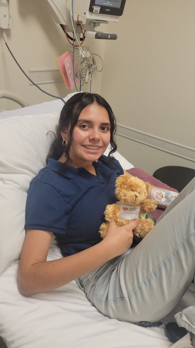 Today is Radiothon to benefit @UNMCH_CMNH This lovely young lady gets great care at UNM Children's Hospital. Today, they gave her this cute little bear, and the poke went smooth! You can donate by texting JTR to 51555 or by calling 505 272-1003 Thank you @JackieTonyRyan !