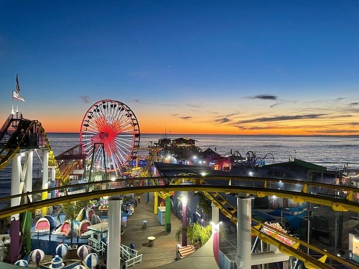 @pacpark on the iconic Santa Monica Pier is kicking off the Annual #RedCrossMonth celebration! Tonight at 6 p.m. the Pacific Wheel will go red for #RedCross. You won't want to miss it! Catch the live stream at pacpark.com/live