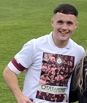 So pleased to see ⁦<a href="/MarkStowe_/">MarkStowe</a>⁩ get a break tonight. Wonderful left foot and scorer of great goals. A Linlithgow Rose legend! Thanks for the memories Mark 👏🌹