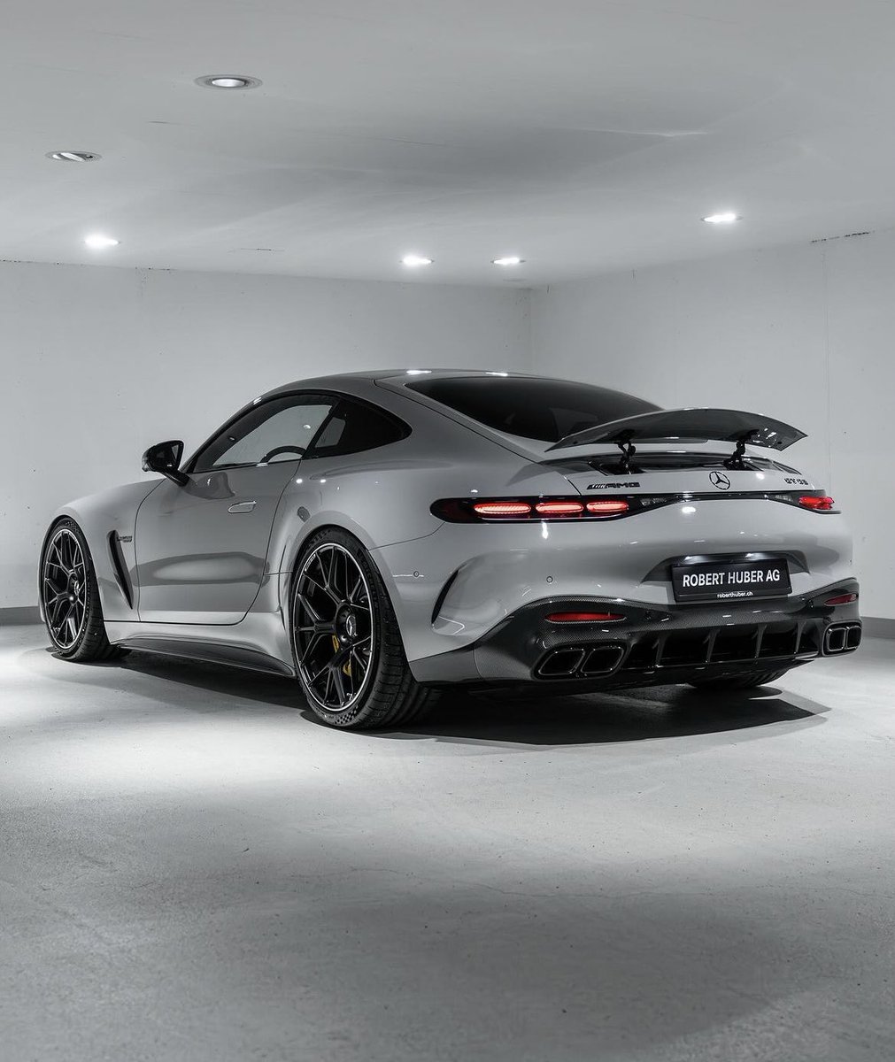 LUX Cars tweet media
