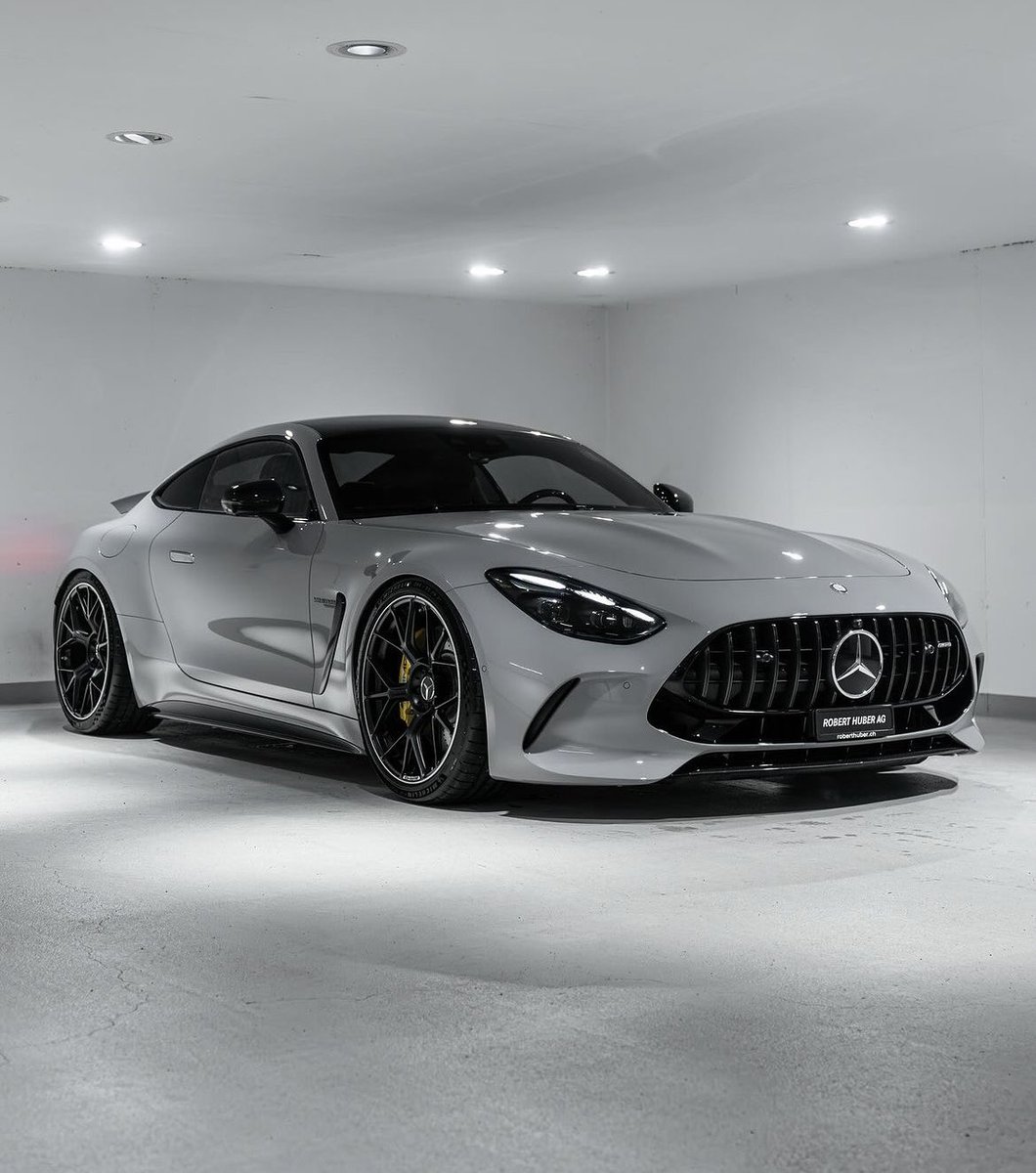 LUX Cars tweet media