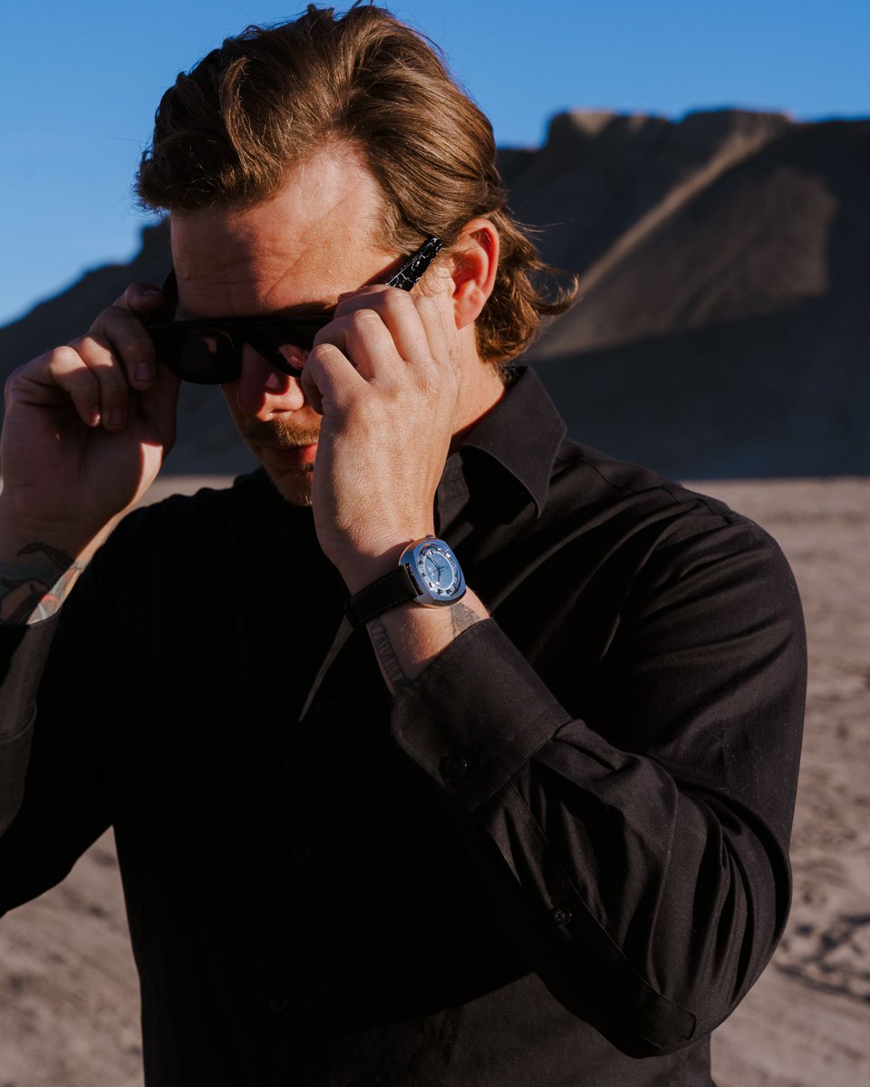 AccutronWatch's tweet photo. Influenced by the space-age look of TVs in the ‘60s and ‘70s, our Legacy Collection “261” retains its classic, timeless appeal. Whether in the boardroom or the desert, this timepiece earns its style stripes. 

#accutron #accutronwatch #watchoftheday https://t.co/ebPjy5pTJ6