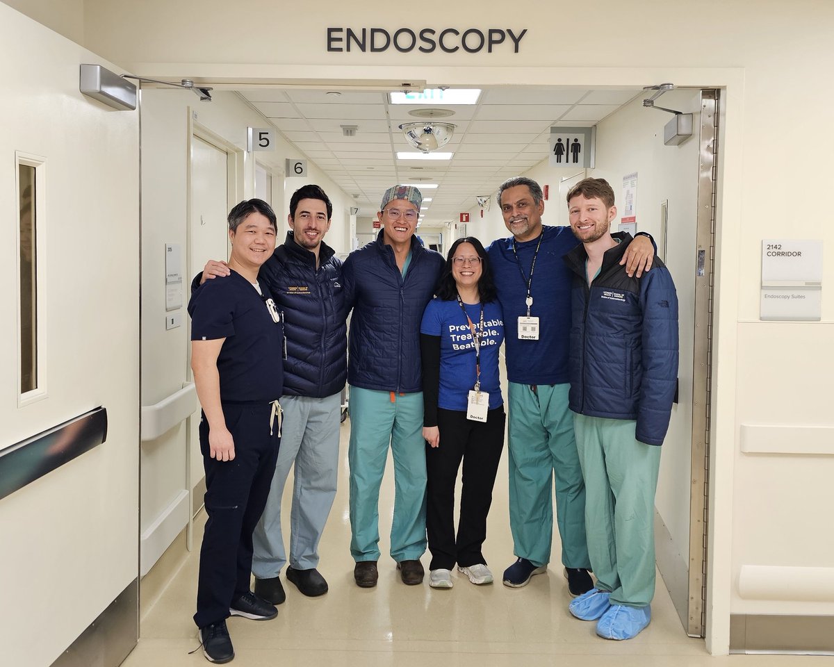 We're wearing blue for the first day of #ColorectalCancerAwarenessMonth ! This disease is #Preventable, #Treatable, and #Beatable. Start screening at age 45! #GITwitter #MedTwitter @AmerGastroAssn @DrPeanutPoop @rkhsusa @AmCollegeGastro