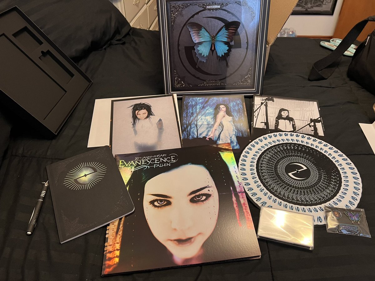 Wooo hooo just received my Fallen 20th anniversary boxset. It’s so beautiful.