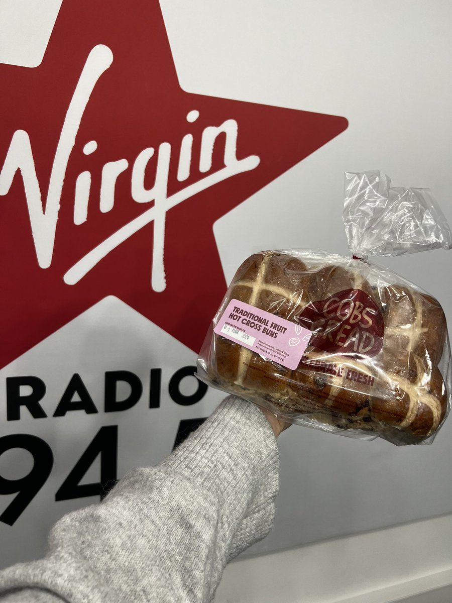 The 4th annual Doughnation Day is this Saturday at @COBSBread 🥖 treat yourself with a delicious 6-pack of Hot Cross Buns! $2 from every purchase goes to a local charity. PLUS, we’re about to giveaway a $100 gift card right now to caller 25! - @brooklynonair