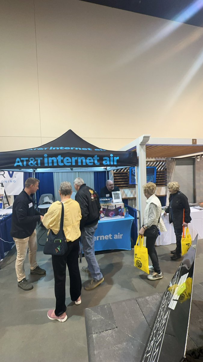 Come visit your @ATT experts at the Omaha Home & Garden show and learn about AT&T’s newest product, Internet Air! We are here all weekend!! #LifeAtATT #BOLDNP #Nebraska