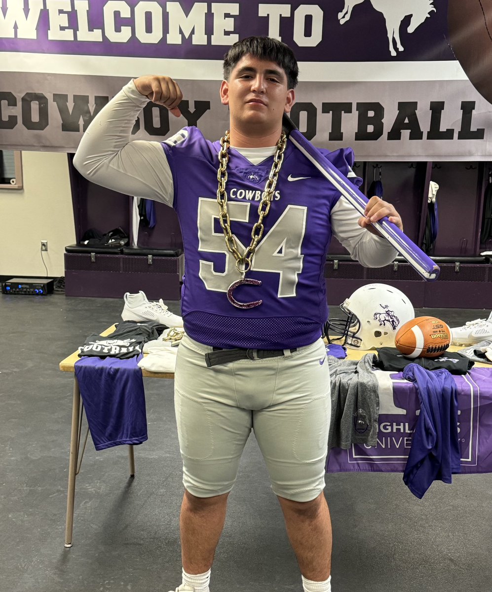 Gabriel Marquez (@marquezsharky) on Twitter photo After a great visit <a href="/NMHUFootball/">NMHU Football</a> I am blessed to have received my first offer to continue athletic career Thank you @NMHUcoachrhud for the opportunity #AGTG After a great visit <a href="/NMHUFootball/">NMHU Football</a> I am blessed to have received my first offer to continue athletic career Thank you @NMHUcoachrhud for the opportunity #AGTG
