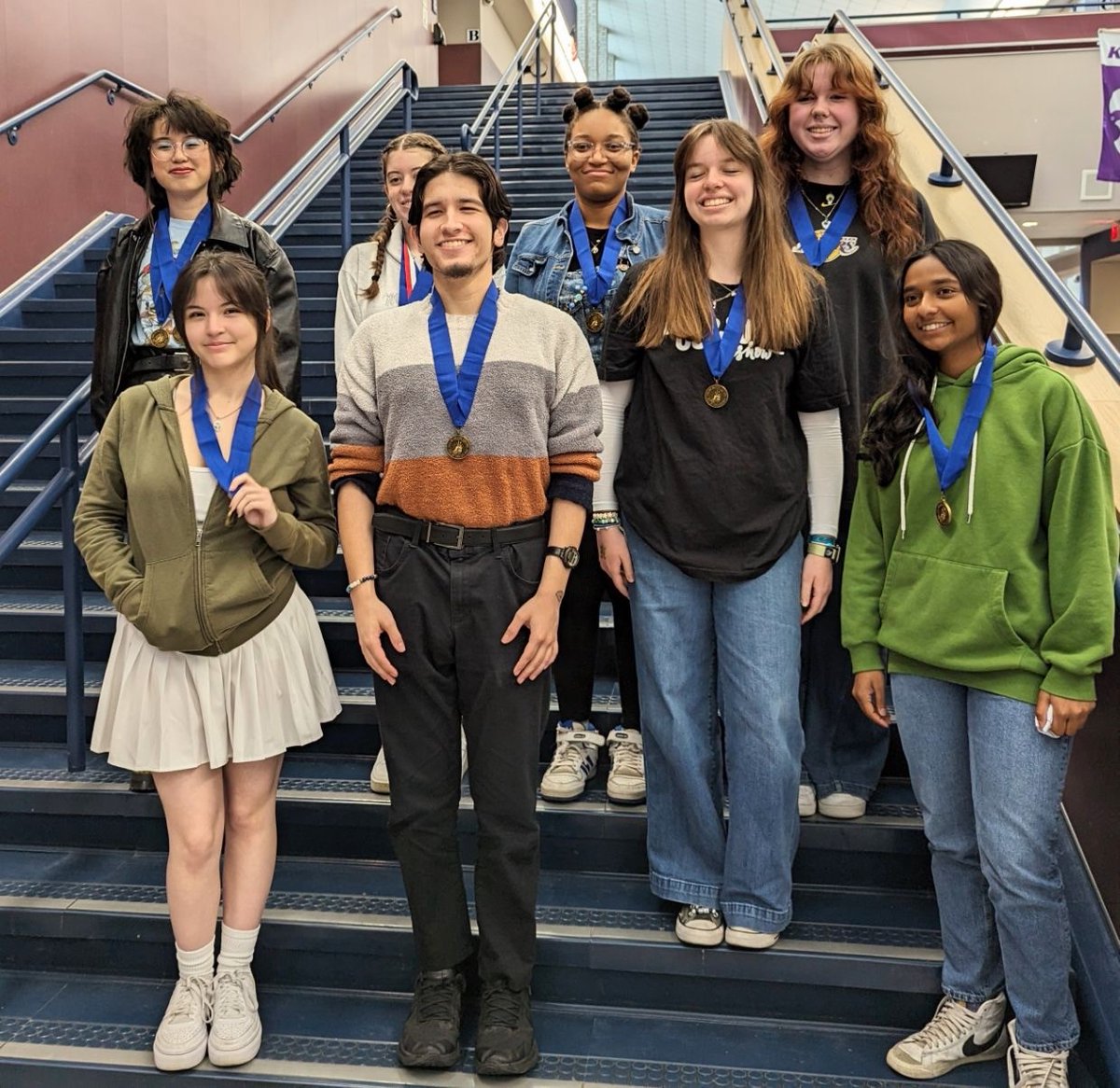 The Art Department at HHS had great success at the Regional VASE contest. Hendrickson also had 4 students who qualified for State VASE on Saturday. The students are Carlos Rodriguez, Sarah Curran, Samantha Morales, and Sofya Zharikova. Nice Work! @pfisd @PfISDfinearts