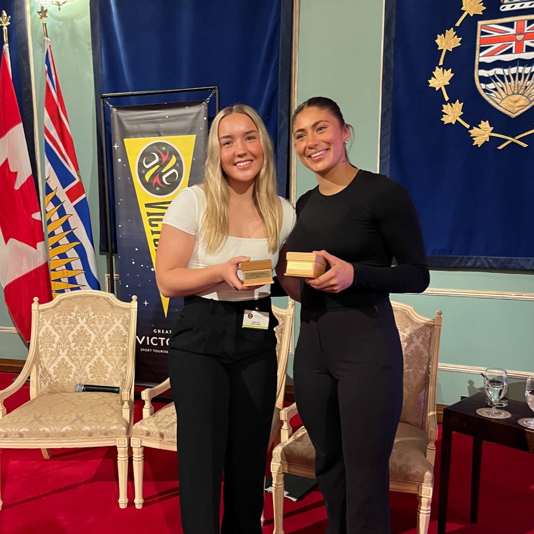 bcrugbyunion's tweet photo. Former BC Bears, Adia Pye and Shalaya Valenzuela, have been named as 2023 #GreaterVictoriaSportsAwards Recipients!

🏅 Adia Pye - Female High School Athlete of the Year 
🏅 Shalaya Valenzuela - Alex Nelson 'Ok'wilagame' Indigenous Female Athlete of the Year

#gvsa #BCRugby https://t.co/JNW9xAcYV5