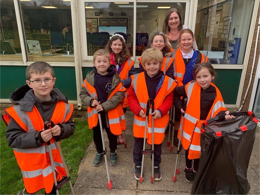 Eco Club completed a litter pick around Kneesall as part of their role in looking after the environment. Love your community!