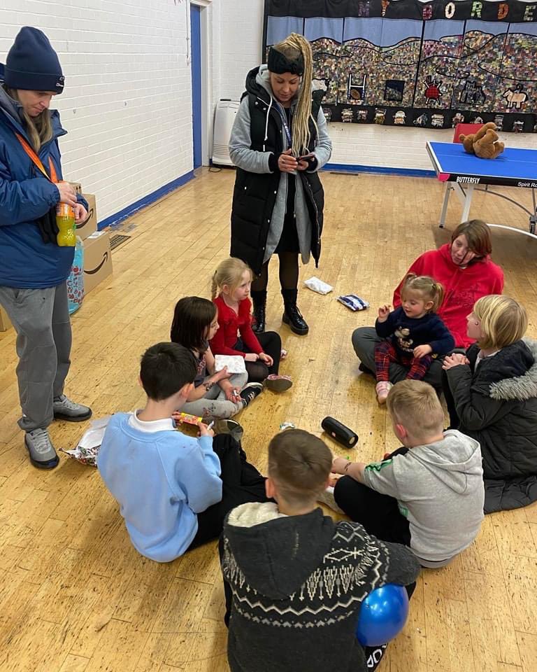 BordersRecovers's tweet image. Huge thanks to our amazing team for putting on a brilliant party and thanks to the 50+ people who came along to help us celebrate our 2nd birthday it was such a great atmosphere 😀 🎵🌈🥳
#makingrecoveryvisible 
@traceymcfallCEO  
@doig_fiona @caddygirl46 @ChrisMyers_UK