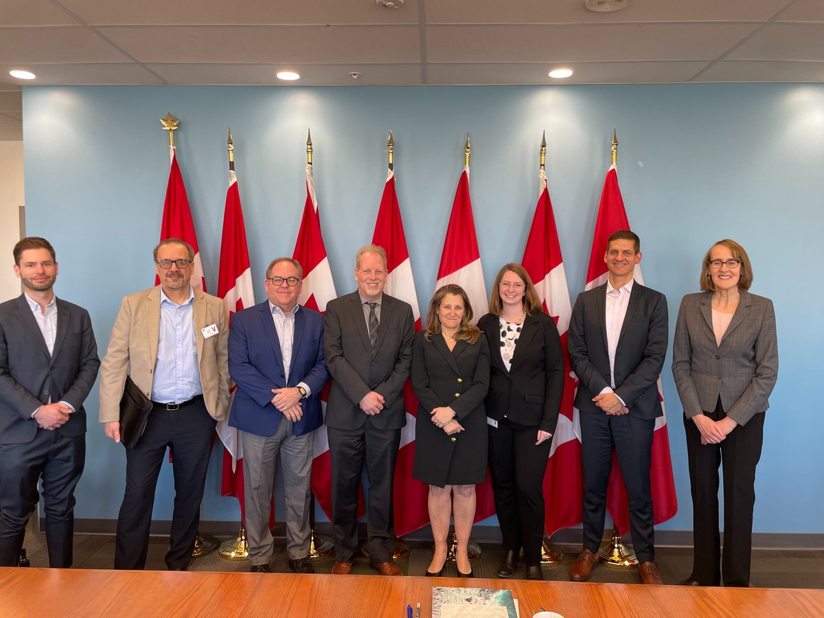 The #GreenBudgetCoalition met with 🇨🇦 Deputy Prime Minister, <a href="/cafreeland/">Chrystia Freeland</a> today to discuss how #Budget2024 can support climate &amp; economic goals.

On the agenda—#FossilFuelSubsidies with IISD's <a href="/FullerPatriciaM/">Patricia Fuller</a> emphasizing an opportunity to shift 💰 &amp; support the energy transition.
