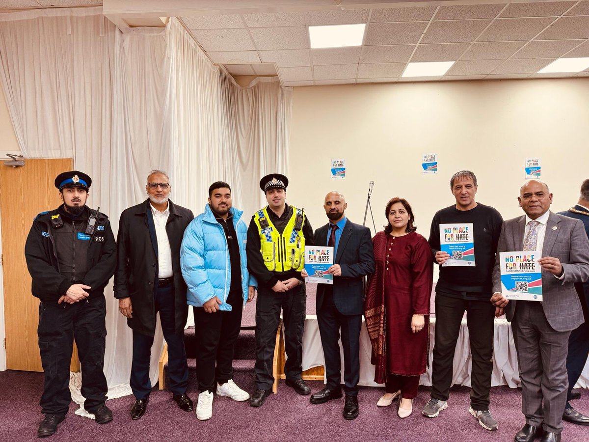 Strong Roots Hate Crime Awareness Event in partnership with Abraham Moss. Fostering inclusivity and combating discrimination is fundamental to upholding the values of equality & justice for all. @SRTRC_England @GMB_union