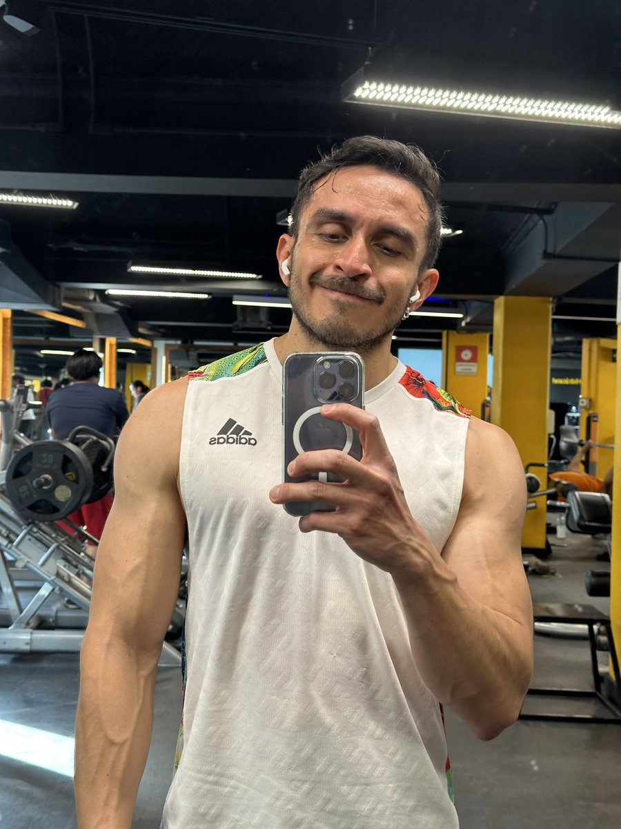 karbonarts's tweet image. Hoy es un día muy lindo y especial y quiero compartir esta magia con ustedes☺️
Inicio de mes; nueva dinámica: 
✨mensajes para marzo 2024✨

-Sígueme (solo foto de rostro)
-Like + RT
-Comenta un emoji

Escogeré 5 al azar.
Si te doy like, checa tu DM🔮

Hasta las 11 pm HOY 🇲🇽

🙌🏼