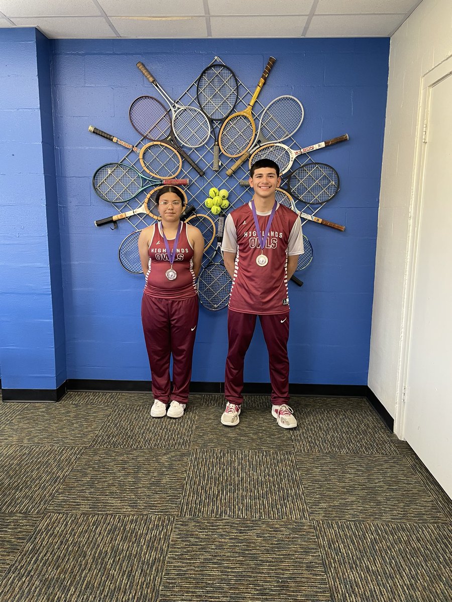 Coach Landeros M.Ed. (@coach_landeros) on Twitter photo Awesome job at the Brackenridge invitational. Congrats to Ava, girls singles division Champion!!Ā Ā Congrats to Nate and Melorie mixed doubles Championship runner-up!! #PTN <a href="/HighlandsOwlsFB/">Highlands Owls Football</a> <a href="/HHSOwlAthletics/">Highlands Athletics</a> <a href="/HighlandsOwlsBC/">Highlands High School Athletics Booster club</a> Awesome job at the Brackenridge invitational. Congrats to Ava, girls singles division Champion!!Ā Ā Congrats to Nate and Melorie mixed doubles Championship runner-up!! #PTN <a href="/HighlandsOwlsFB/">Highlands Owls Football</a> <a href="/HHSOwlAthletics/">Highlands Athletics</a> <a href="/HighlandsOwlsBC/">Highlands High School Athletics Booster club</a>