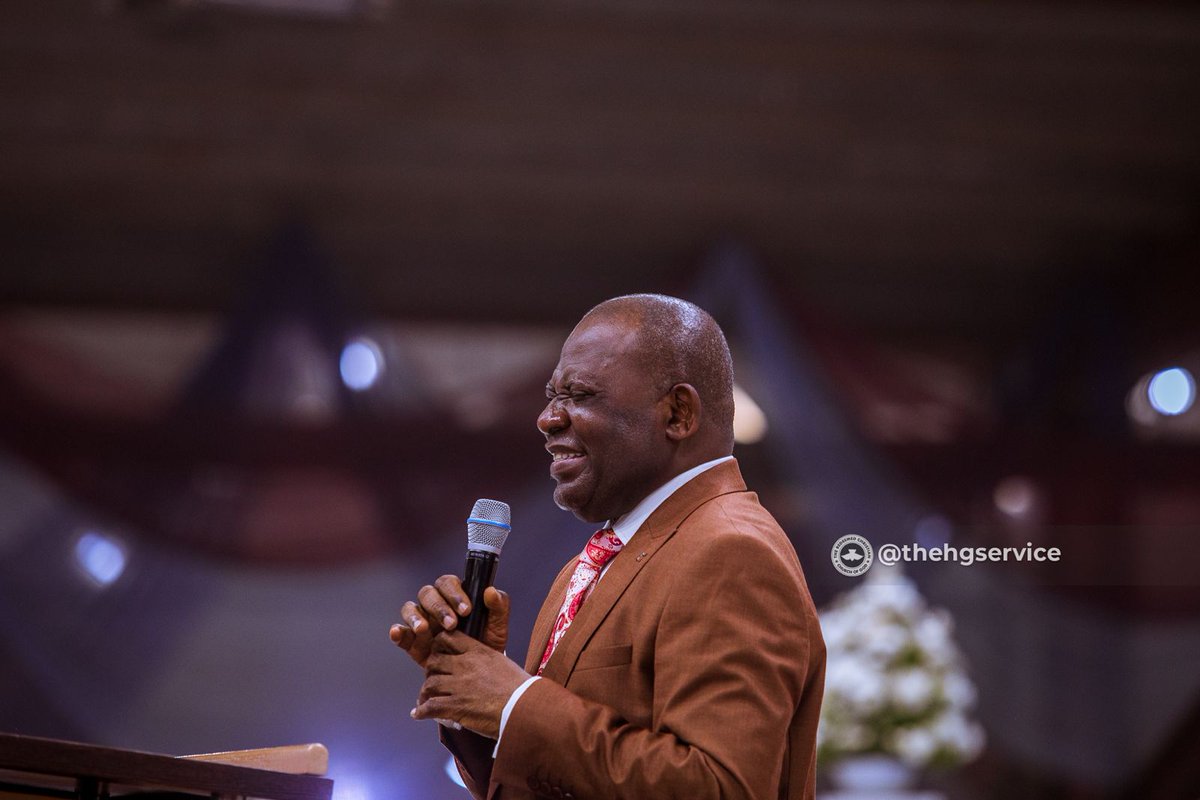 The National Overseer, Pastor Sunday Akande opened tonight's service with prayers. • Father, carry me and carry my burdens tonight on eagle's wings in the Name of Jesus. - Pastor Sunday Akande Day 2 2024 Special Holy Ghost Service #OnEaglesWings