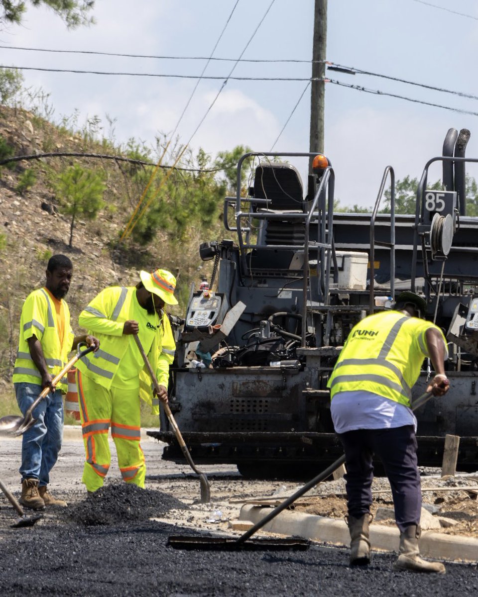 Our team is dreaming of sunnier days this Friday! For now, we will reminisce on a previous project. Shoutout to Mikey Holbert’s team for showing out at the Publix at Cahaba Crossings.