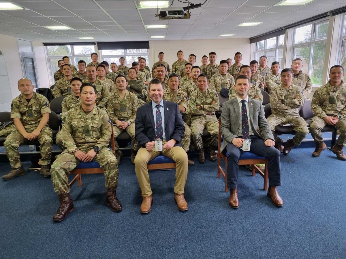 The QG SIGNALS WOs' &amp; SNCOs' Development Package and Dinner Night took place at Bramcote from 27 - 29 Feb 24. The event featured a variety of speakers on different topics, QGS Vision workshop, and a formal dinner night which was attended by the R SIGNALS Corps Col and Corps SM.