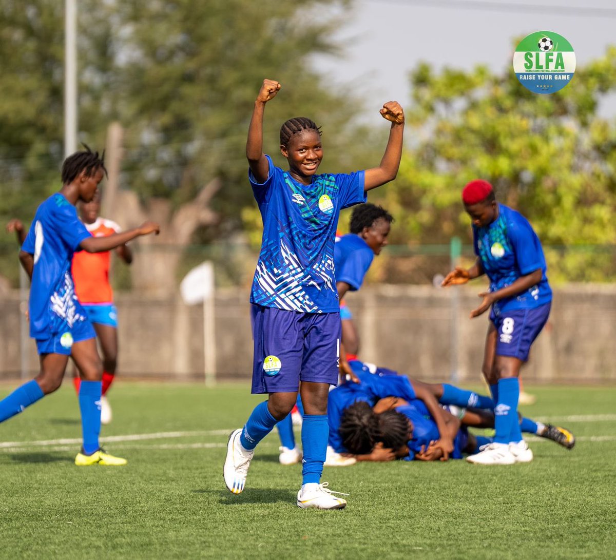 Exciting action shots from the Women’s Day Cup opening match between Sierra Leone (U-17) and Liberia (U-17)! Sierra Leone emerged victorious with a 2-1 win. Congratulations to the team! #WomensDayCup #SierraLeone #Liberia #WomenInSports