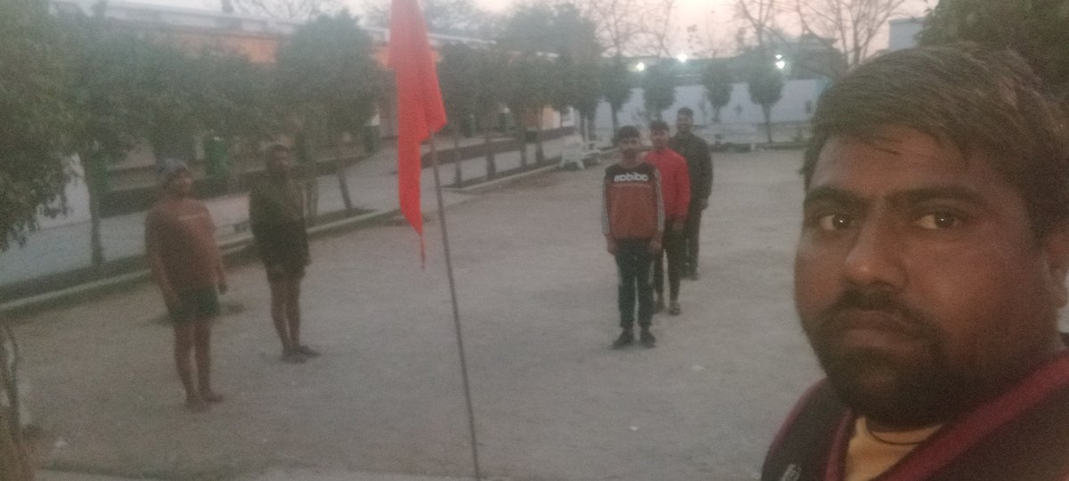 कट्टर हिंदू ही लिखे 
जय जय श्री राम    जय जय श्री राम