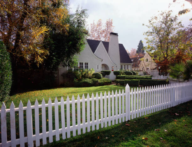 FenceTitan's tweet image. A well-maintained fence can add value to your property and enhance its curb appeal. Regular inspection and repair are key! #FenceMaintenance #HomeValueTips
