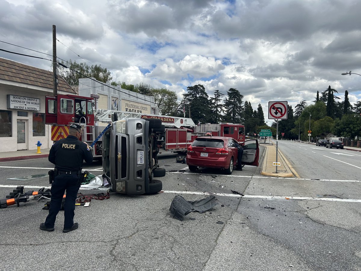 Traffic Collision: 12:30 p.m. - Los Robles and Woodbury. 2 pts, minor injuries, both going to local hospitals for evaluation