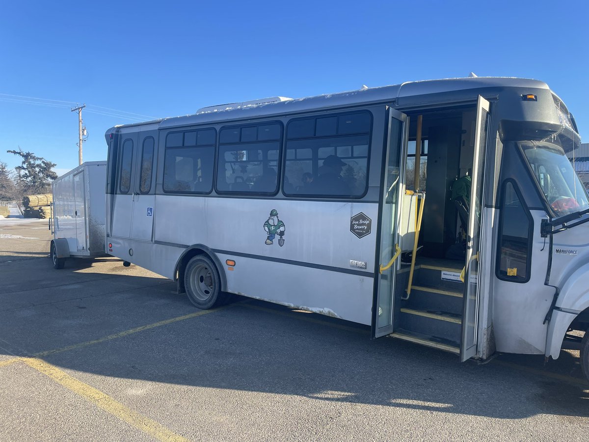 The Bigdog is all loaded up for the trip down to Balcarres. Shout out to Raymore Agencies Ltd for sponsoring the trip down.
#gonarchs #narchnation #beachboys #ProvA