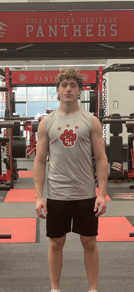 Congrats to <a href="/BrysonBurgess6/">Bryson Burgess</a>, <a href="/CHHS_FOOTBALL/">CHHS Football</a> first 3 Star athlete!!!  He has jumped over 33in, cleans 275lbs, benches over 250lbs, broad jumps over 9ft, and runs 21MPH!!  Tremendous athlete, leader, and teammate!!!  Well done!! #freakfactory ⚡️⚡️⚡️