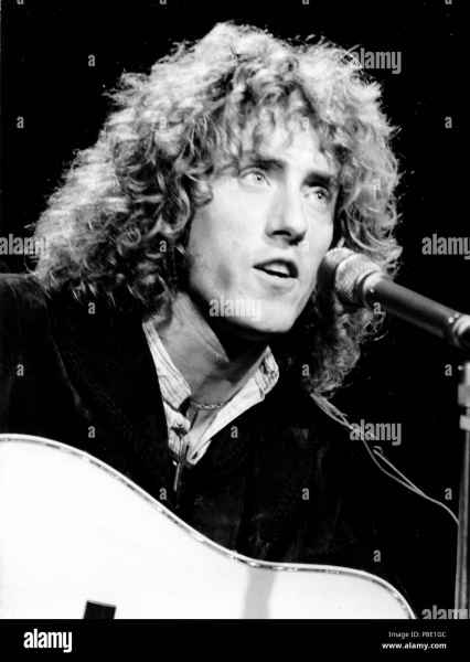 WondahBred's tweet photo. I've been able to see The Who live 3 times and actually met Roger at one. It means more to me than I can ever say.
Happy 80th Birthday, Roger! Thank you and Pete so much the music you gave us.
#RogerDaltrey
#Yaggerdang
I Sing my Song to the wide open spaces https://t.co/6OoZLlpJ6v