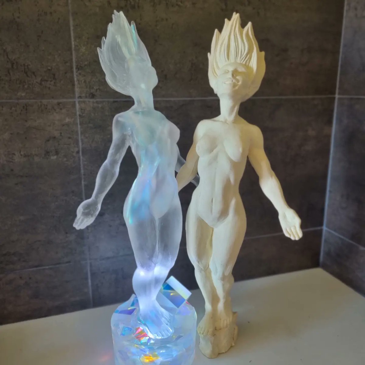 Emily Smith tweet media