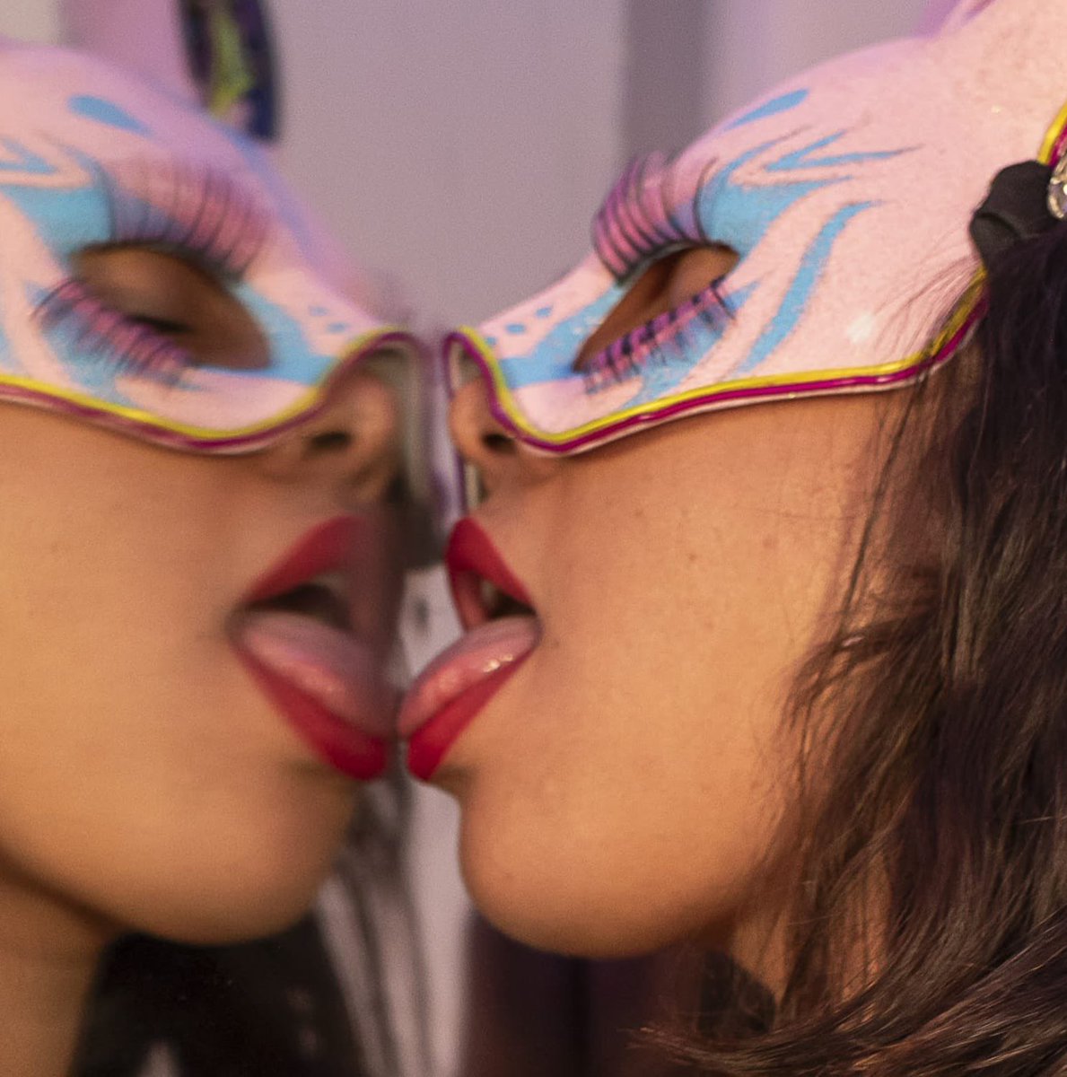 Melonsweet69's tweet photo. I love seeing my face in the mirror while I'm being fucked ����💦 https://t.co/xlKzyPP6Ej