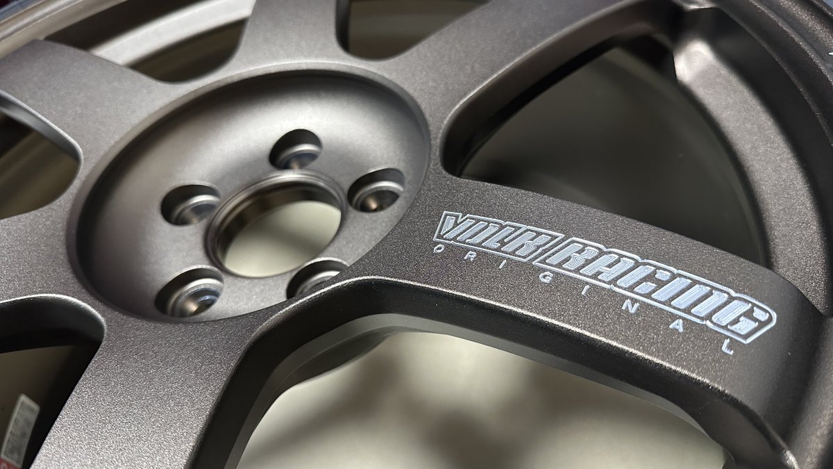kazup0926's tweet photo. 納ホイ!!
#Newwheel
#RAYS #VOLKRACING #TE37 https://t.co/CMRdFmmdBI