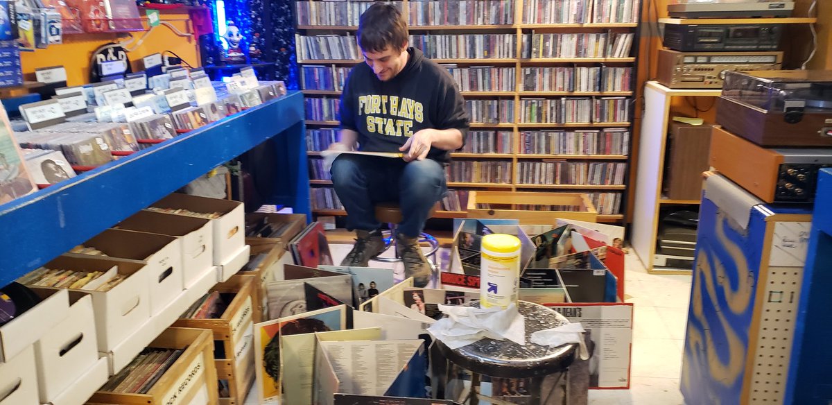 sistersofsound's tweet photo. Reminder, tomorrow is Fake Pat's Day.
We'll be open 12to4pm in case some folks wonder to the area.
The door may or may not be unlocked.
If it is no worries, we have built this wall to keep the drunken zombies from getting to us!
Our plan is flawless!!
#shoplocal
#knocktoenter https://t.co/VBdvN02ddE