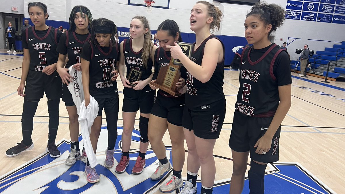 BrianMilamKHSAA's tweet image. Tates Creek wins the girls’ 43rd district title beating Lafayette 53-50 @TCDORES1 @wkytsports