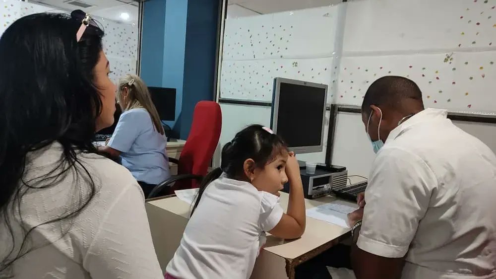 CORPOELECBAR_'s tweet image. Una Gran Jornada Infantil para los hijos e hijas de la fuerza trabajadora realizó #Asoelec y el @mppeevzla en la Sede de @CorpoelecInfo del estado #Barinas.